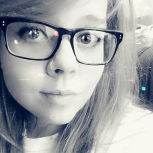 Meet your Posher, Becky